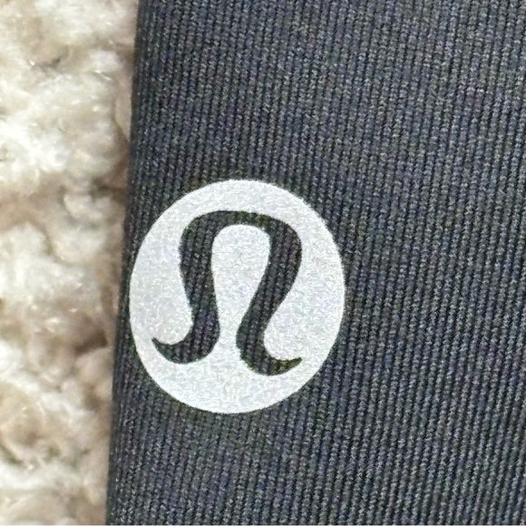 Lululemon All the Right Places High-Rise Crop 23" - Picture 4 of 4